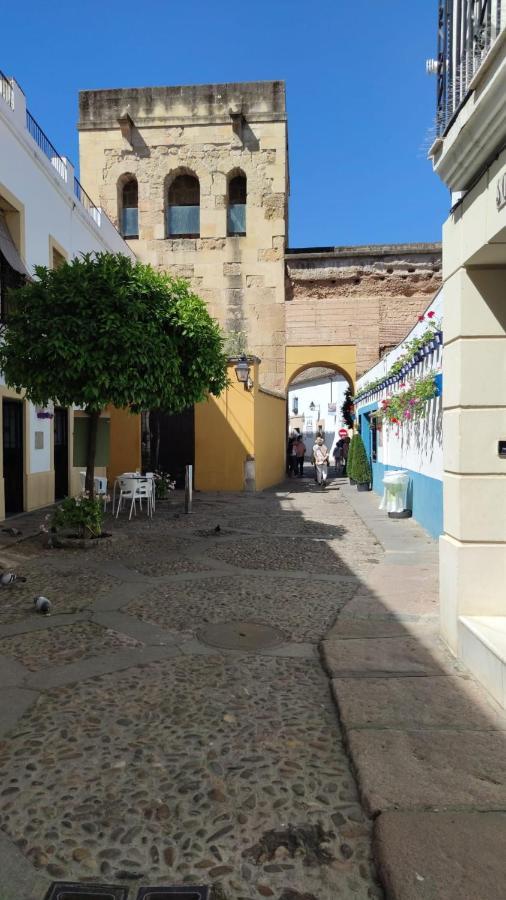 Alcazar Viejo Parking Tourist Cordoba Lägenhet Exteriör bild